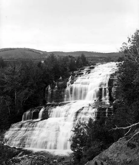 View of Fraser Falls at Murray Bay