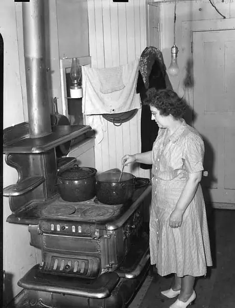 Cooking in the mess car, Central Vermont Railway