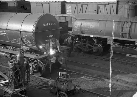 Repairing oil tank cars on the line on the Central Vermont Railway