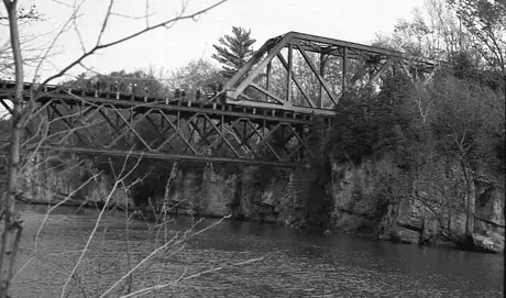 Replacement of a bridge at Winooski, Central Vermont Railway