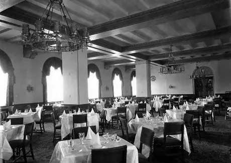 Dining room of the Bessborough Hotel