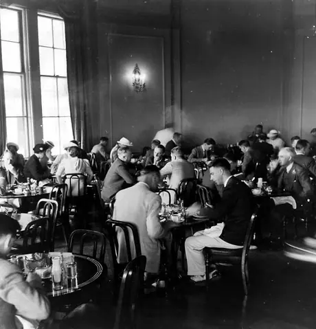 Busy morning in the breakfast room of the MacDonald Hotel