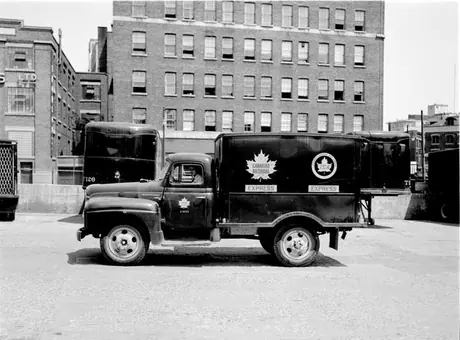 Vehicle displaying both the heralds of CN Express and Trans-Canada Airlines, a cooperative service