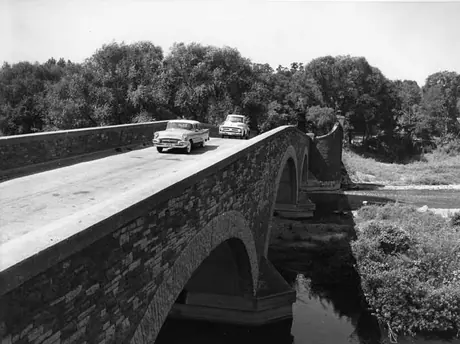 Stone bridge, Humber River Valley