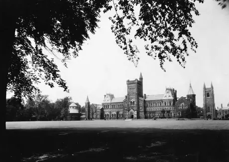 University of Toronto, building