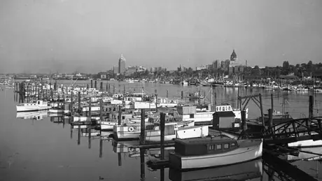 Scenic view of Vancouver Harbour