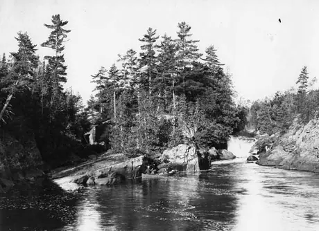 Canoeing by Matapika Falls, Temagami