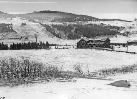 Nymarks Lodge at foot of hill 70, St. Sauveur, Quebec