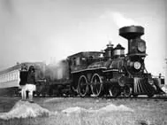 Two young girls watch as Locomotive 40 and the Museum Train pass by.