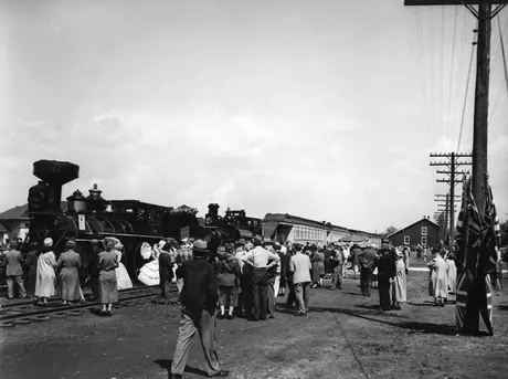 Residents of Barrie arrive at the station to get a glimpse of the Museum Train