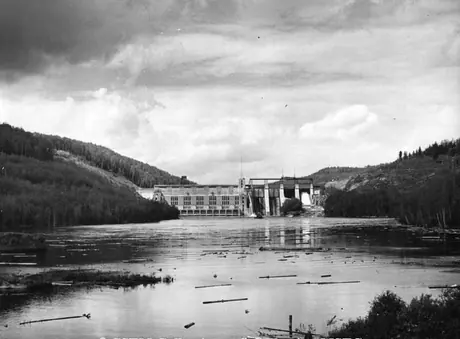 Rapide-Blanc - Northern Quebec - Dam