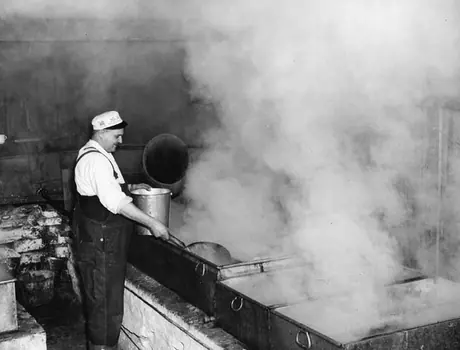 St. Scholastique, Quebec - Maple sugar - Boiling sap