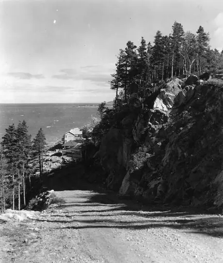 Trois Pistoles - the road to the beach.