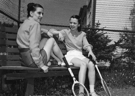Quebec vacation - tennis at Rocher Blanc.Hotel
