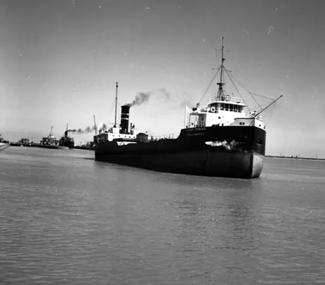 Ships on the Welland Canal, Niagara Peninsula