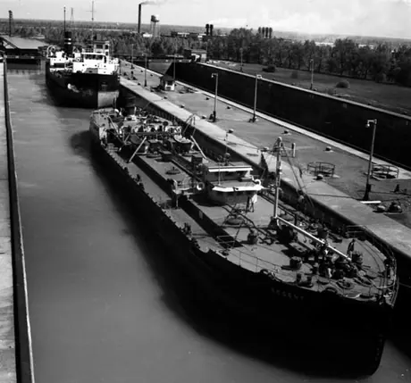 Ships on the Welland Canal, Niagara Peninsula
