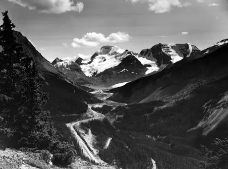 Jasper National Park - Icefield peaks and new road