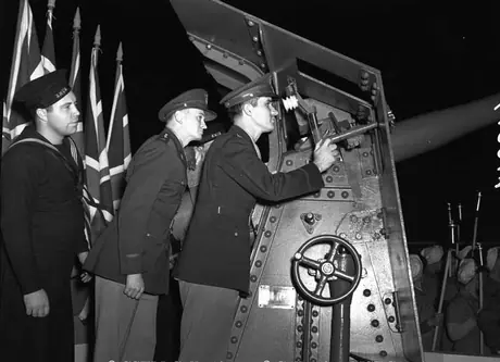 War record - National Munitions float in Victory Loan Parade