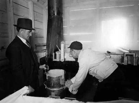 Station of Province of Quebec at Plessisville, April 2, 1940 - boiling the sap